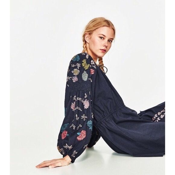 ✨4xHP✨Navy Blue Short Embroidered Tunic MidiDress✨ - Picture 6 of 12